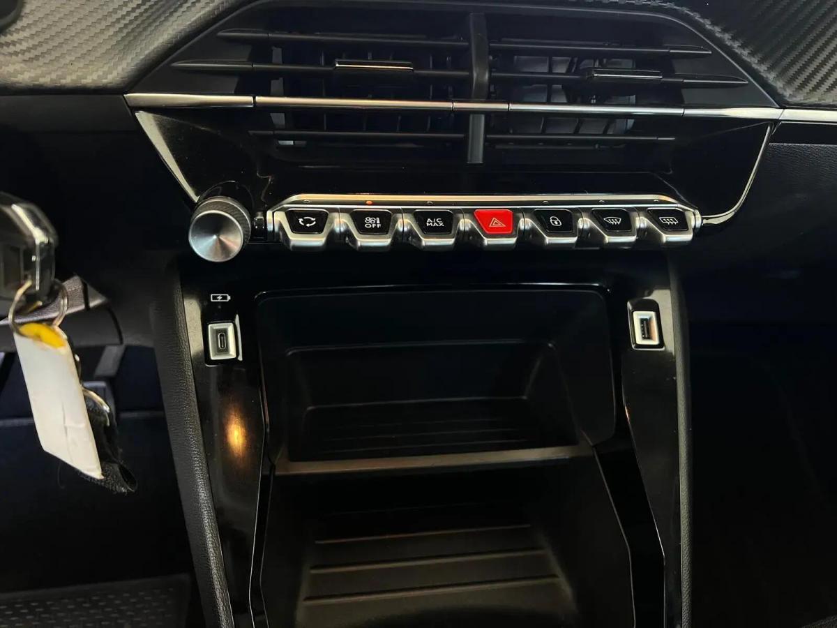 peugeot-208-2021-gasolina-1199cc