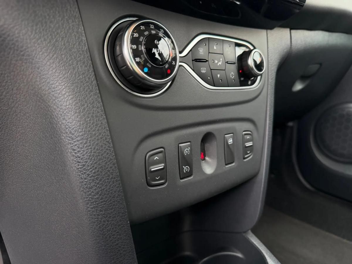 dacia-sandero-2019-gasolina-898cc