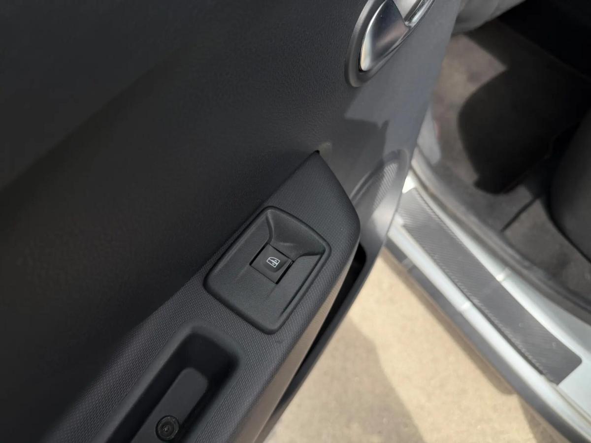 dacia-sandero-2019-gasolina-898cc