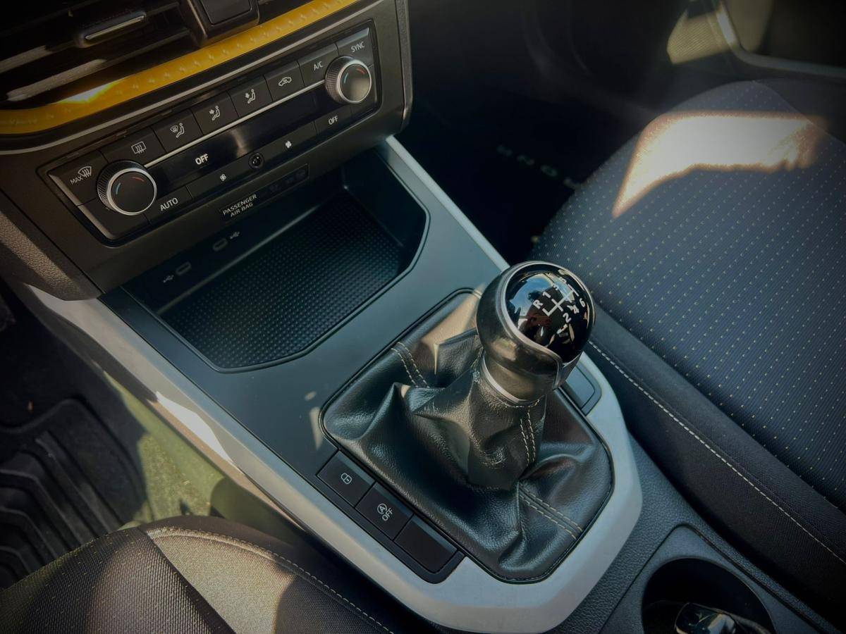 seat-arona-2022-gasolina-999cc