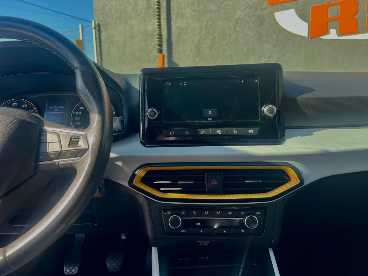seat-arona-2022-gasolina-999cc
