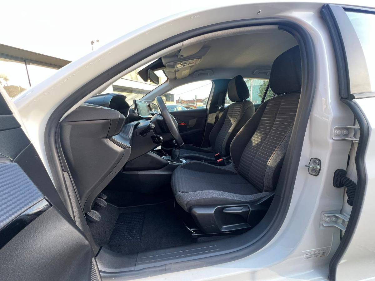 peugeot-208-2020-gasolina-1199cc