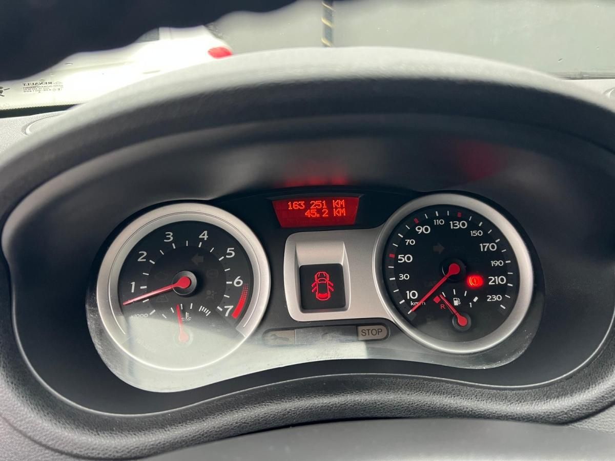 renault-clio-2008-gasolina-1149cc