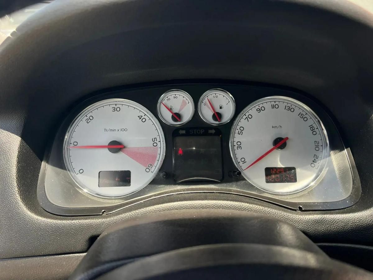 peugeot-307-sw-2006-diesel-1560cc