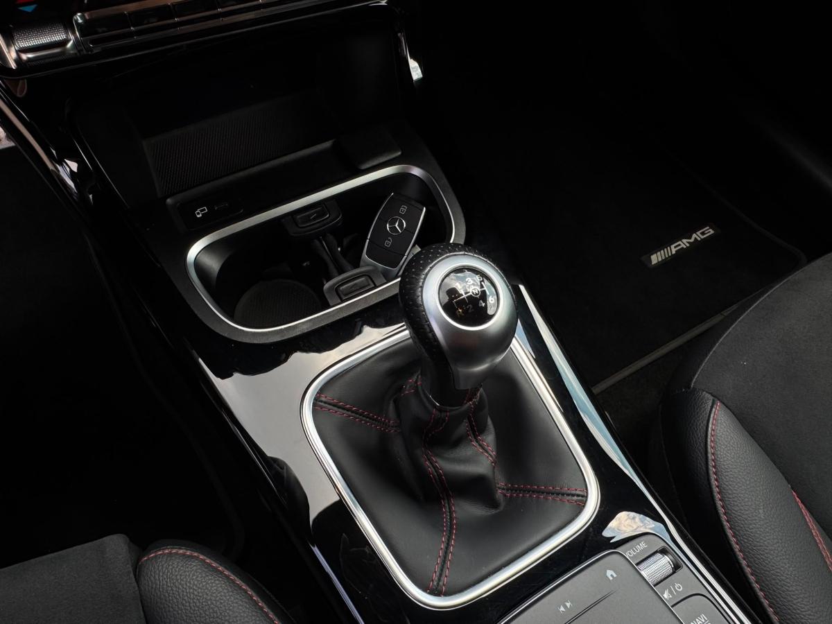 mercedes-benz-classe-a-2022-gasolina-1332cc