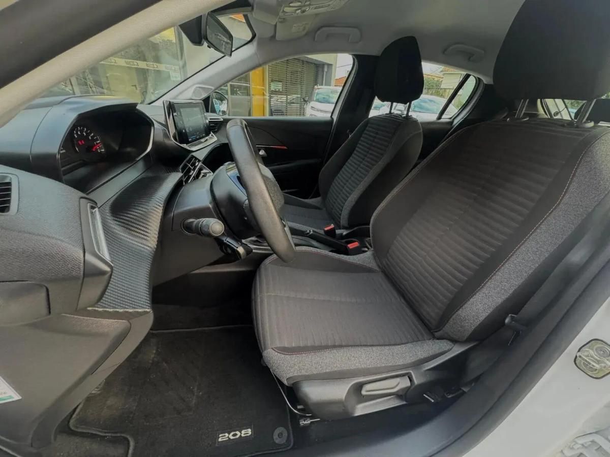 peugeot-208-2022-gasolina-1199cc