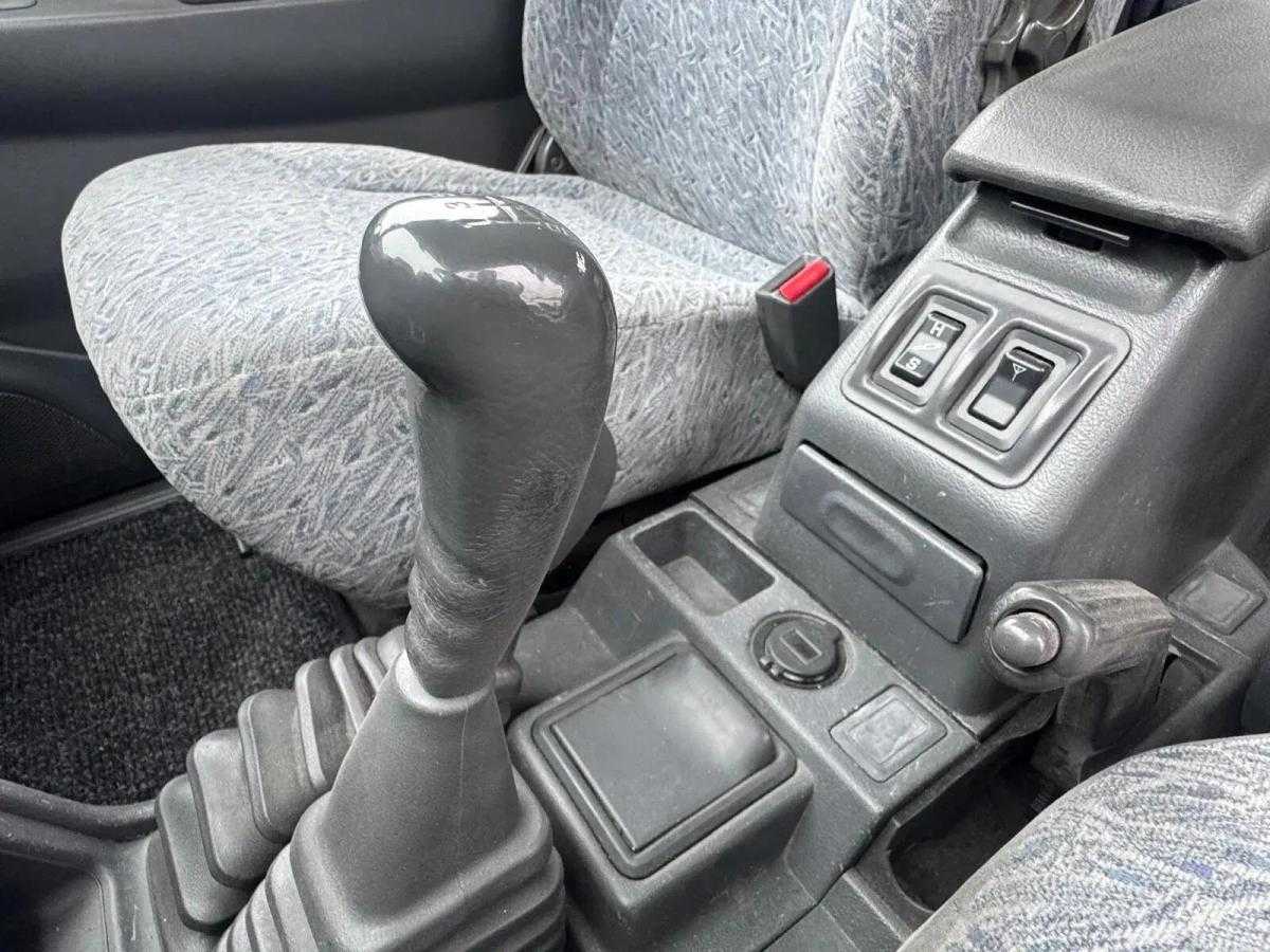 mitsubishi-pajero-1999-diesel-2835cc
