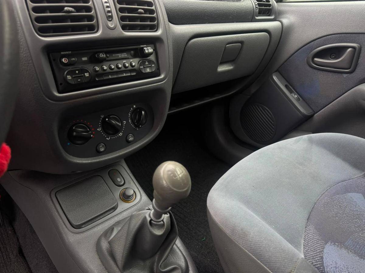 renault-clio-1998-gasolina-1149cc