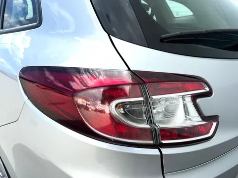 renault-megane-sport-tourer-2014-diesel-1461cc