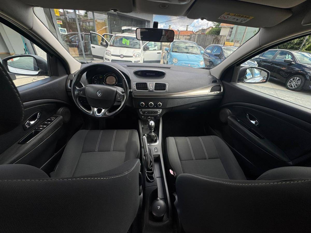 renault-megane-sport-tourer-2014-diesel-1461cc