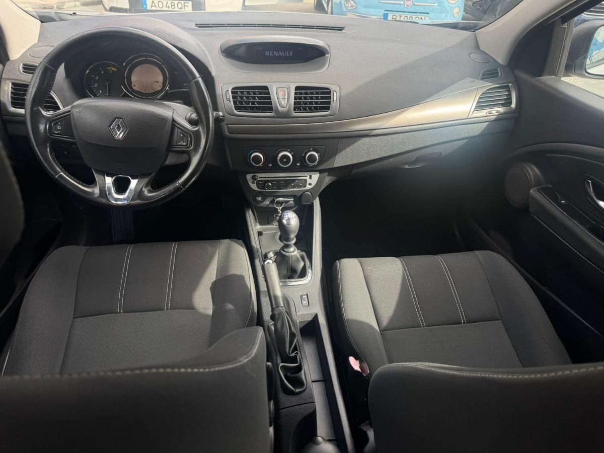 renault-megane-sport-tourer-2014-diesel-1461cc