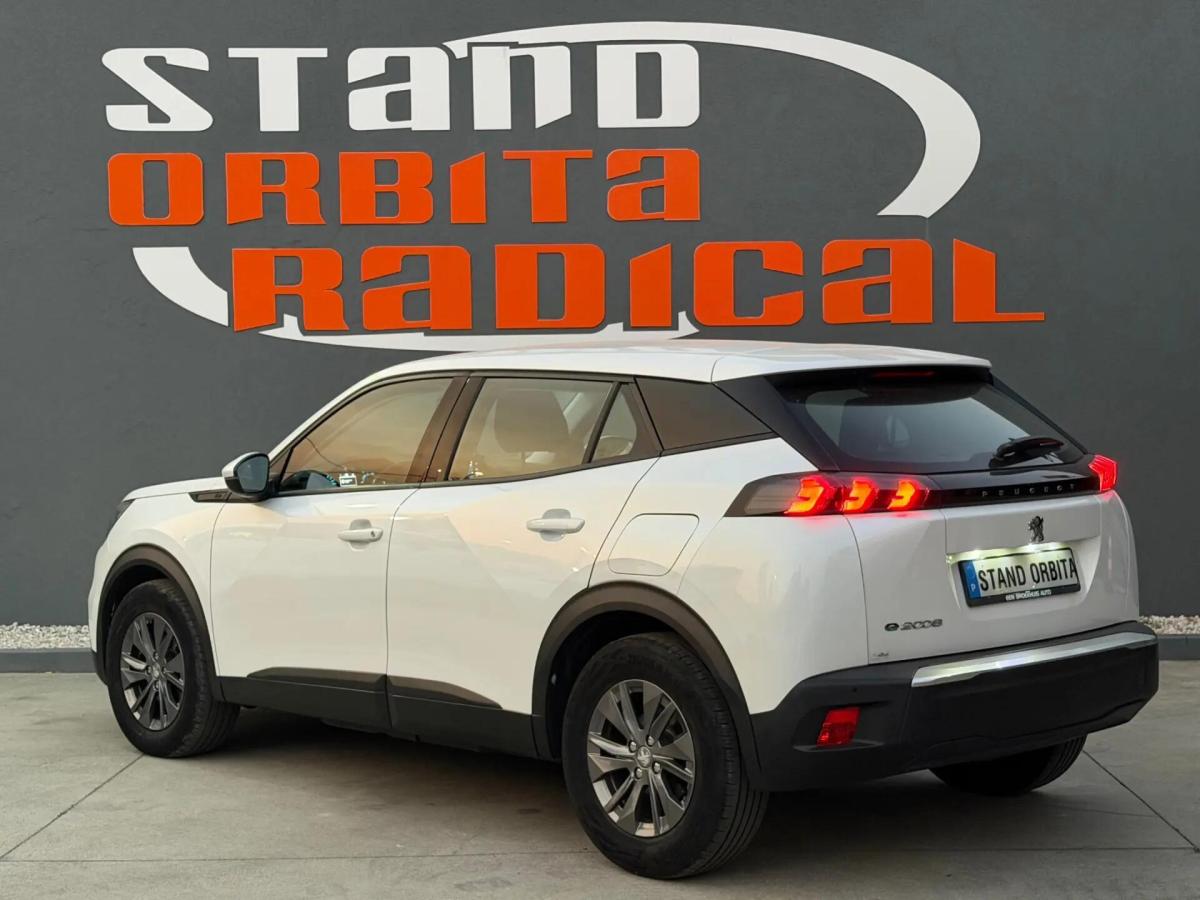peugeot-e-2008-2021-eletrico-0cc