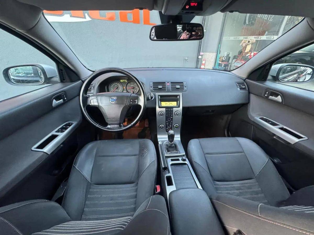 volvo-v50-2008-diesel-1560cc