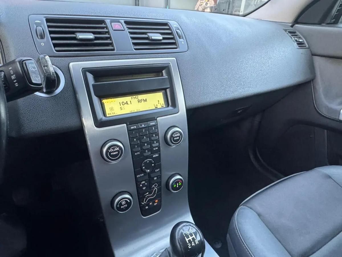 volvo-v50-2008-diesel-1560cc