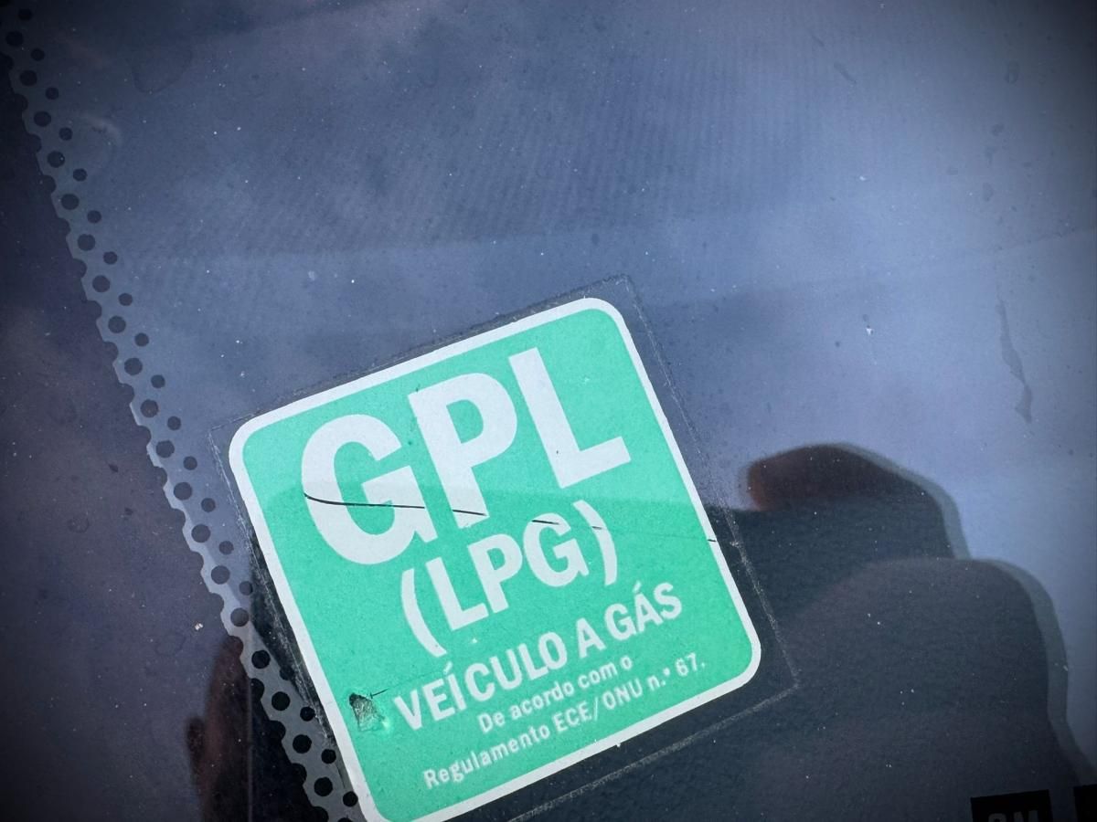 chevrolet-aveo-2012-gpl-1206cc