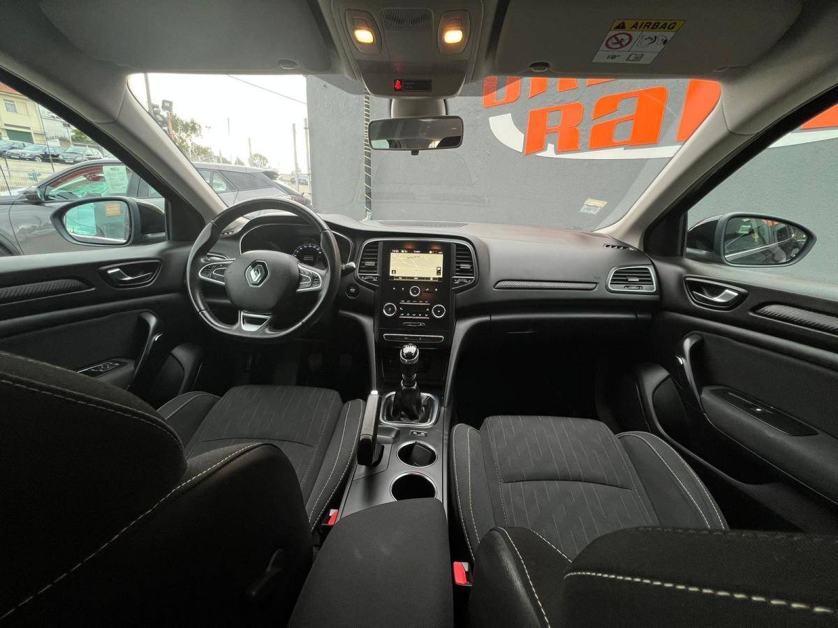 renault-megane-sport-tourer-2019-diesel-1461cc