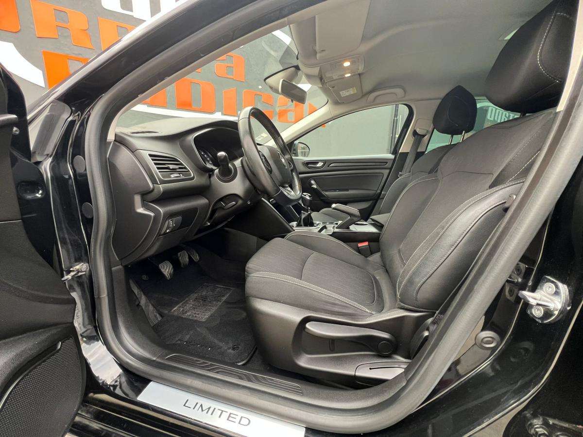 renault-megane-sport-tourer-2019-diesel-1461cc