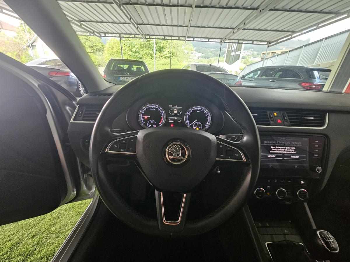 skoda-octavia-1-6-tdi-2019-diesel-1598cc