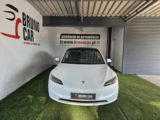 tesla-model-3-60-kwh-standard-range-2026-eletrico
