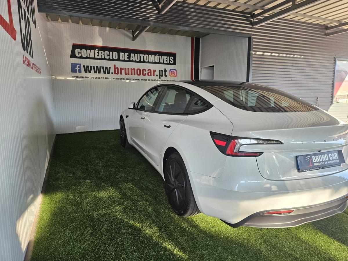 tesla-model-3-60-kwh-standard-range-2026-eletrico