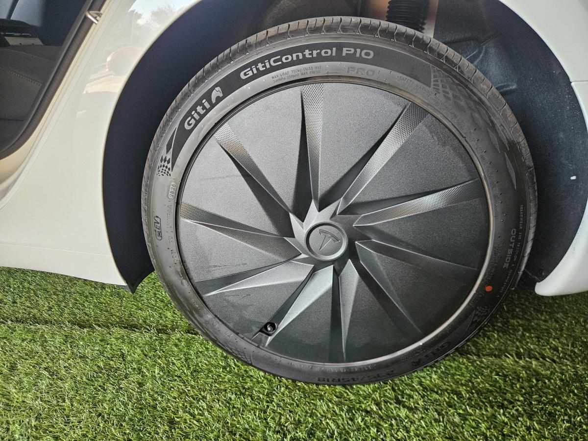tesla-model-3-60-kwh-standard-range-2026-eletrico
