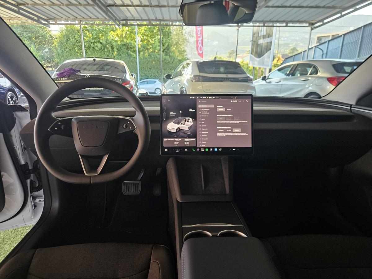 tesla-model-3-60-kwh-standard-range-2026-eletrico