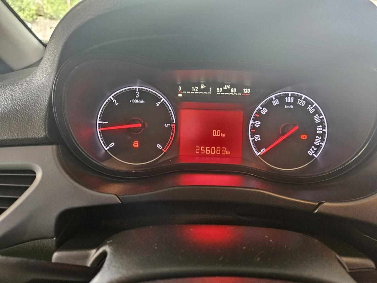 opel-corsa-1-2-cdti-2018-diesel-1248cc