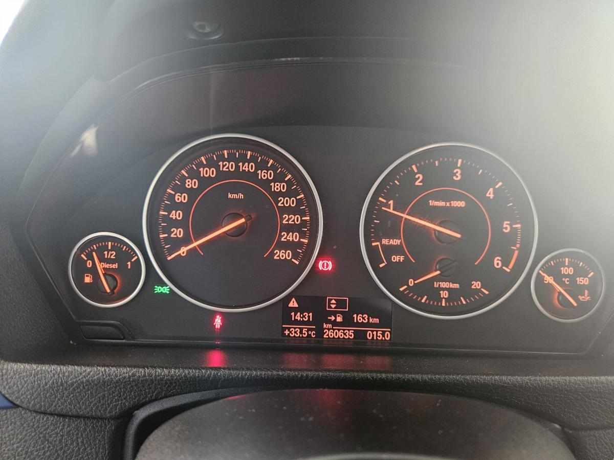 bmw-serie-3-318d-2014-diesel-1995cc