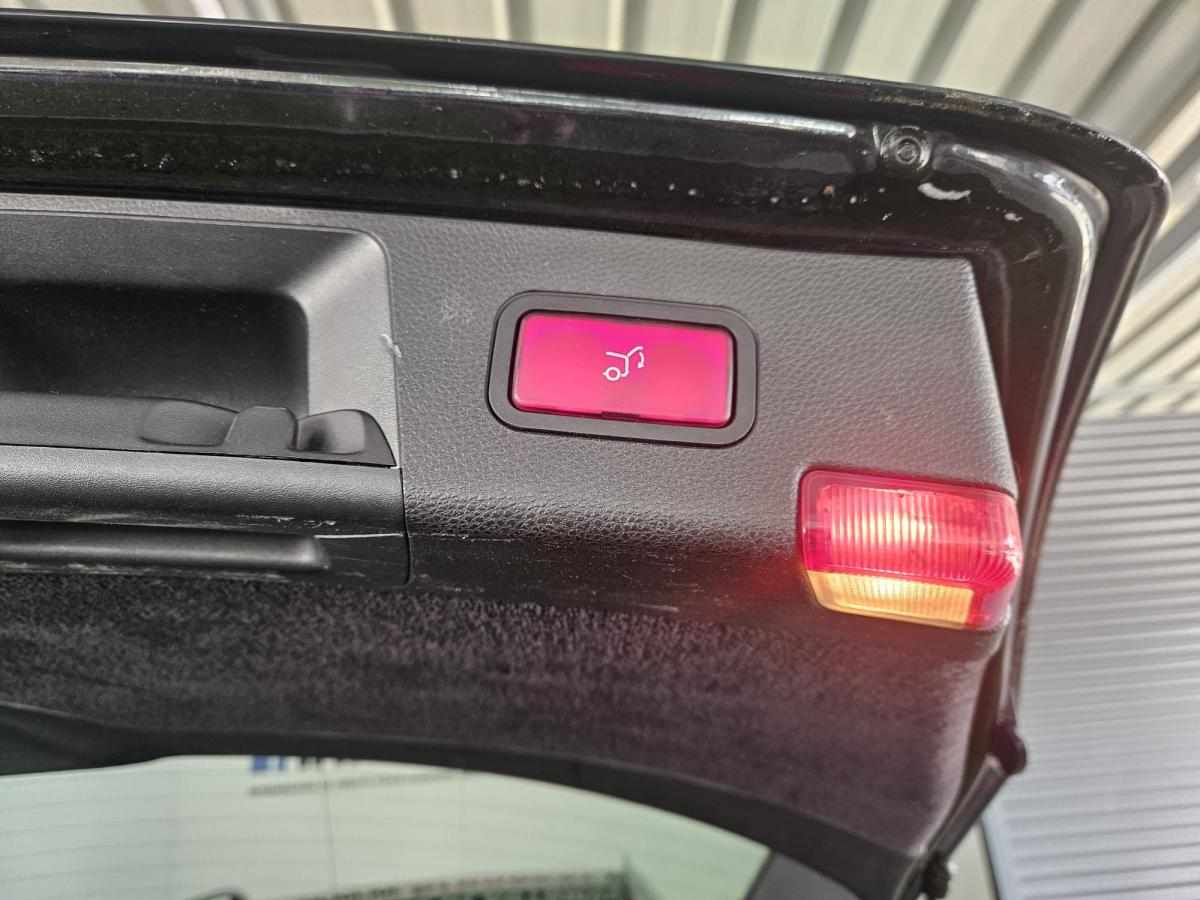 mercedes-benz-classe-c-c-200-cdi-2008-diesel-2148cc