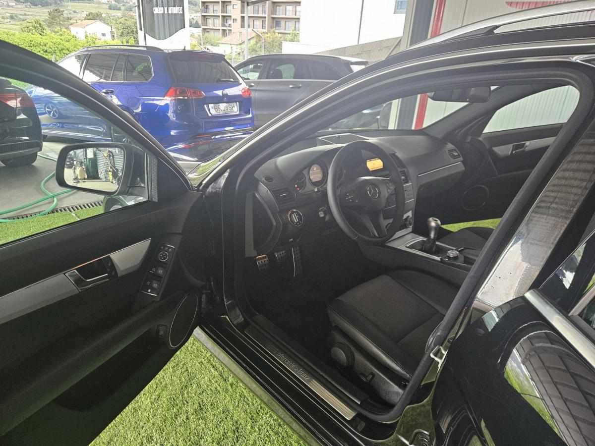 mercedes-benz-classe-c-c-200-cdi-2008-diesel-2148cc