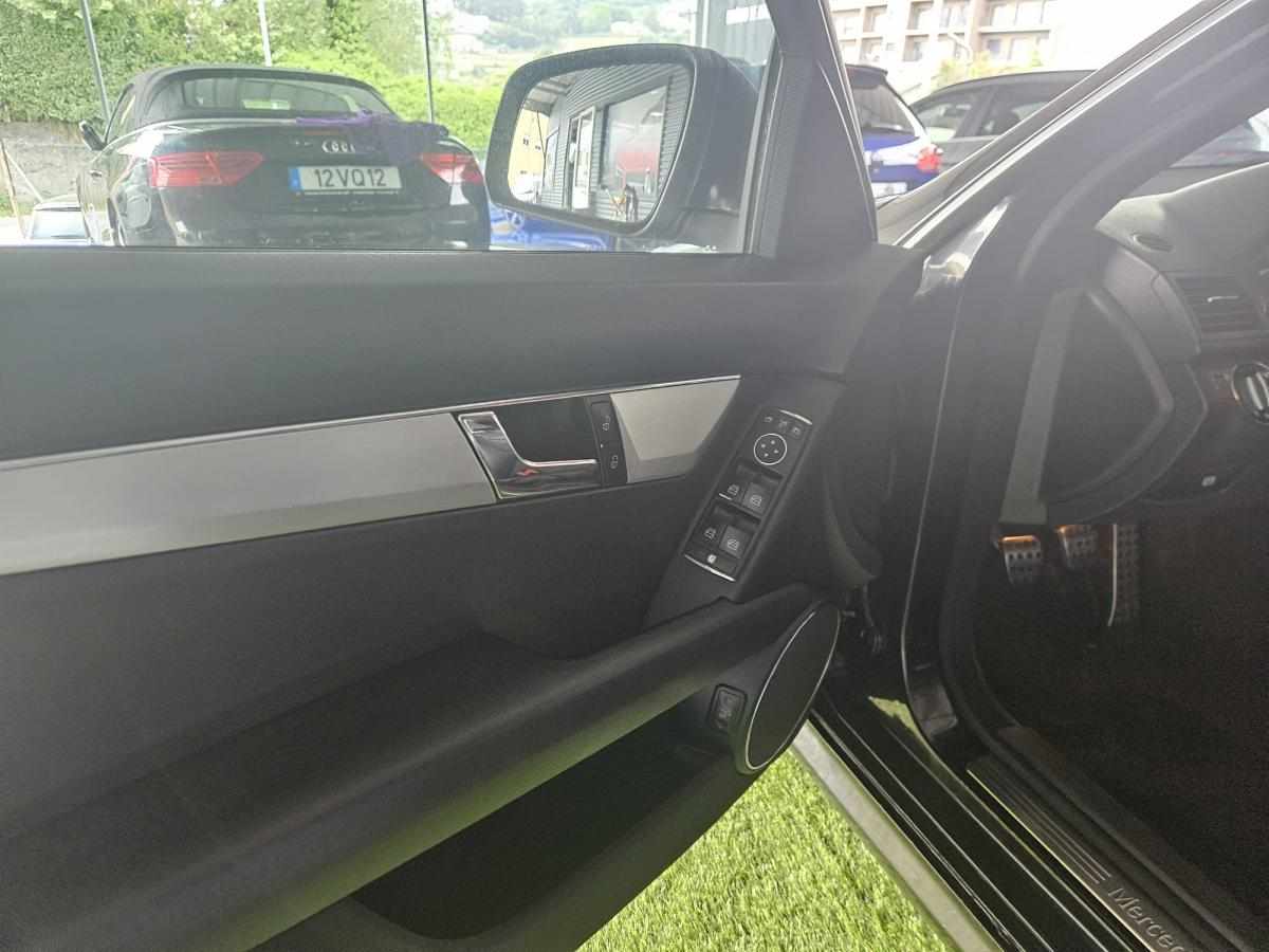 mercedes-benz-classe-c-c-200-cdi-2008-diesel-2148cc