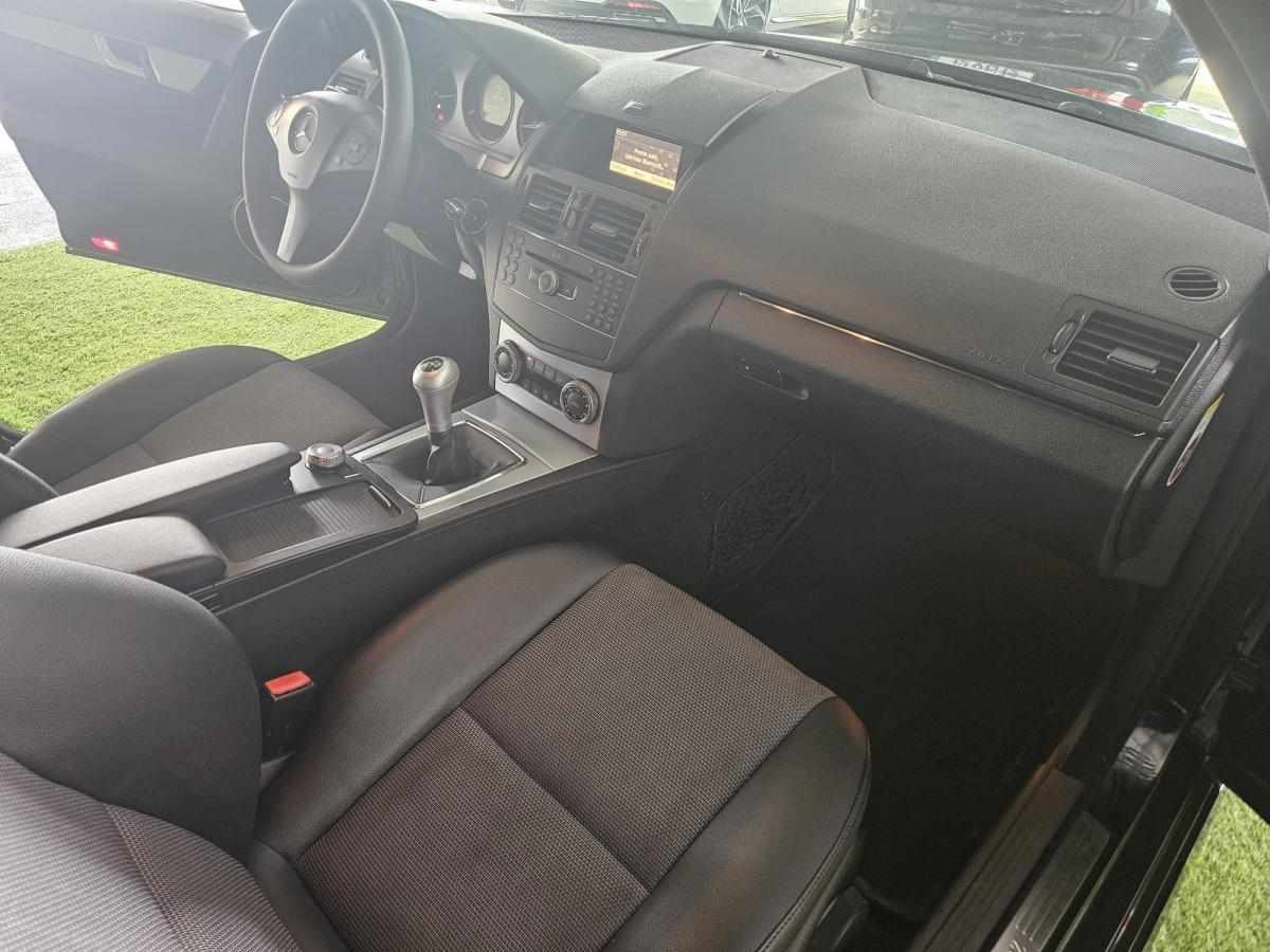 mercedes-benz-classe-c-c-200-cdi-2008-diesel-2148cc