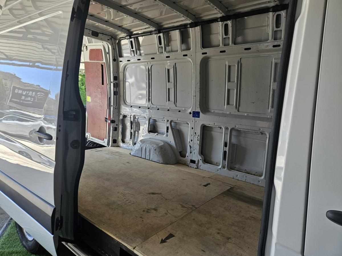 volkswagen-crafter-2-0-tdi-4motion-2017-diesel-1968cc