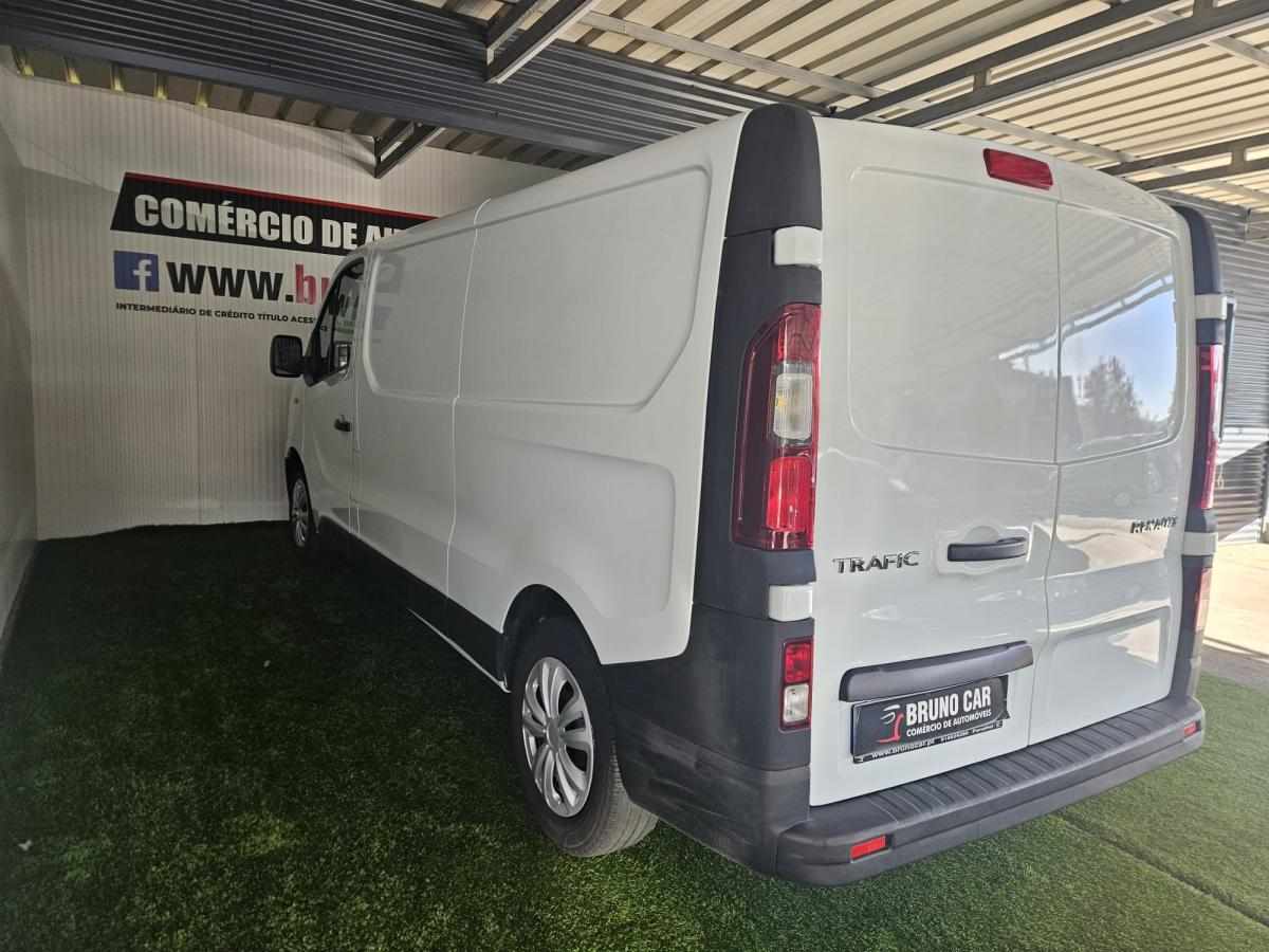 renault-trafic-1-6-95cv-2018-diesel-1598cc