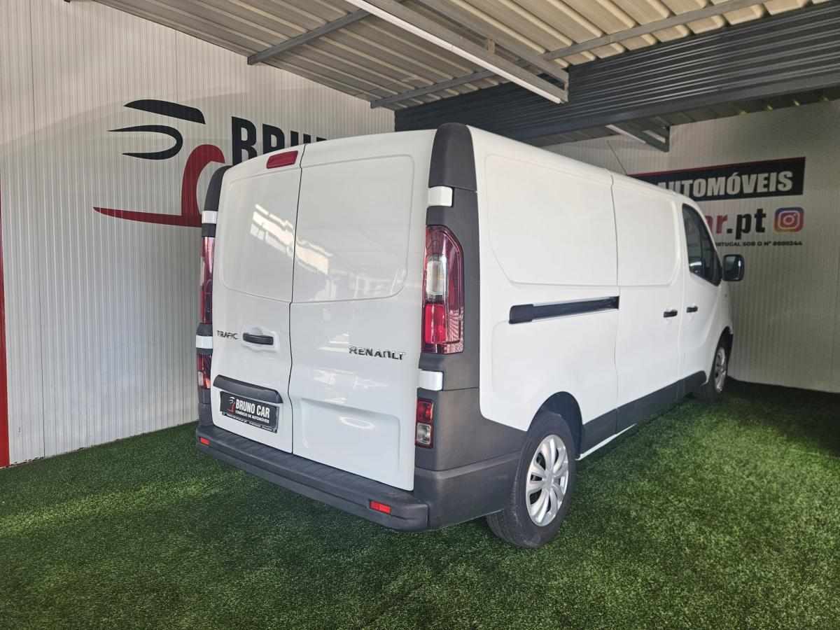 renault-trafic-1-6-95cv-2018-diesel-1598cc