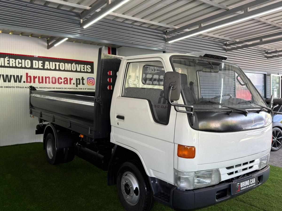 toyota-dyna-2-8-83cv-1996-diesel-2779cc