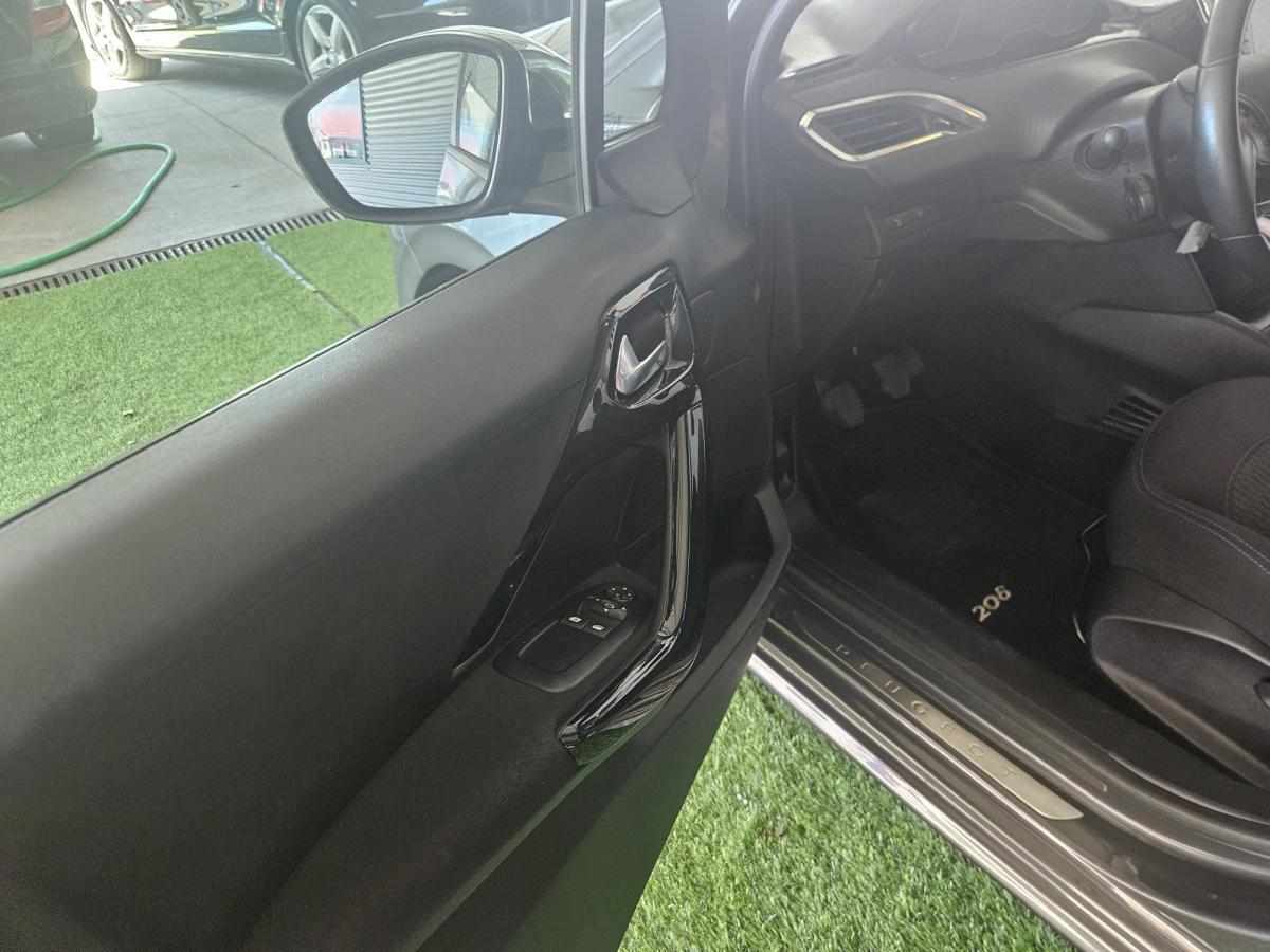 peugeot-208-1-2-vti-2019-gasolina-1199cc