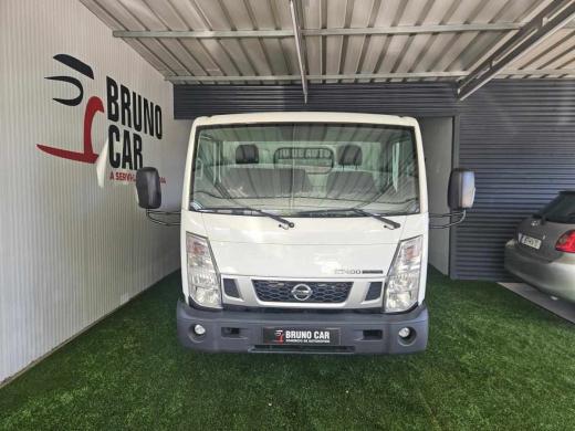 nissan-cabstar-2-5-136cv-2015-diesel-2488cc