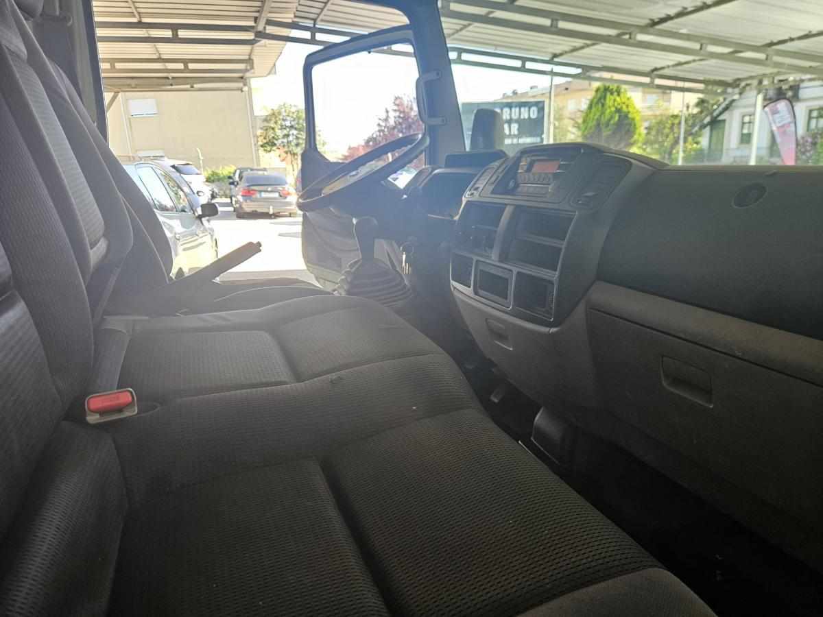 nissan-cabstar-2-5-136cv-2015-diesel-2488cc