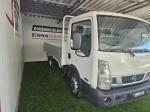 nissan-cabstar-2-5-136cv-2015-diesel-2488cc