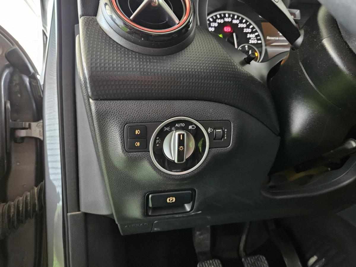 mercedes-benz-classe-a-a-180-cdi-blueefficiency-2013-diesel-1461cc