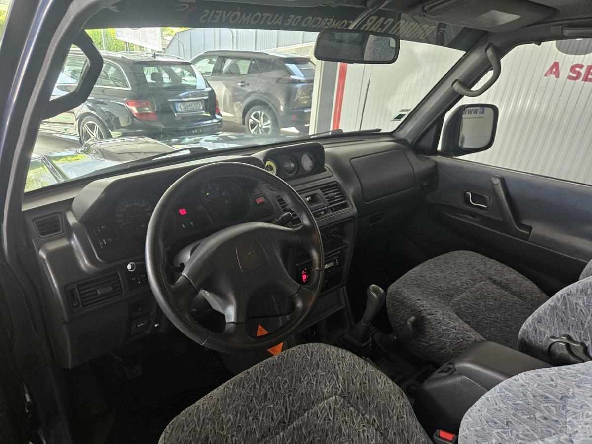 mitsubishi-pajero-2-8-td-awd-1999-diesel-2835cc