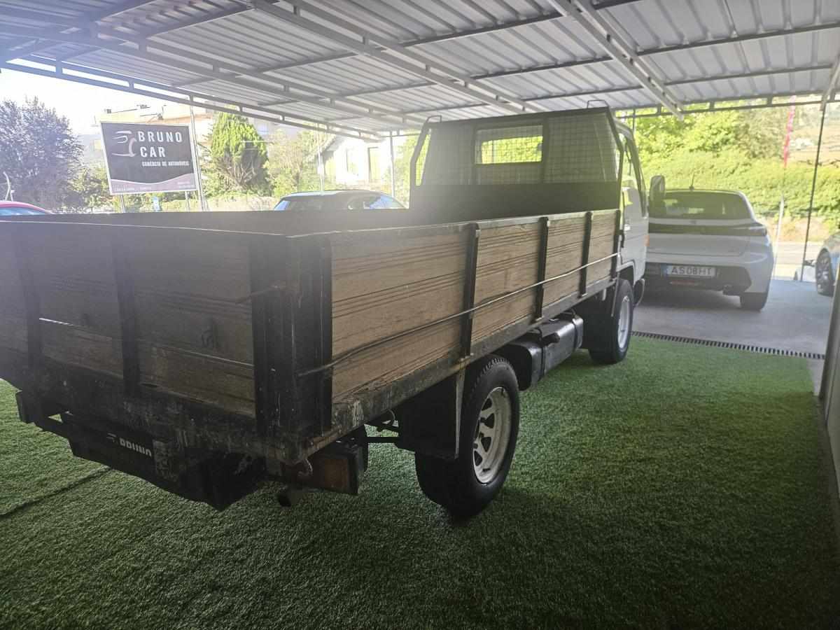 toyota-dyna-3-0-88cv-2001-diesel-2986cc