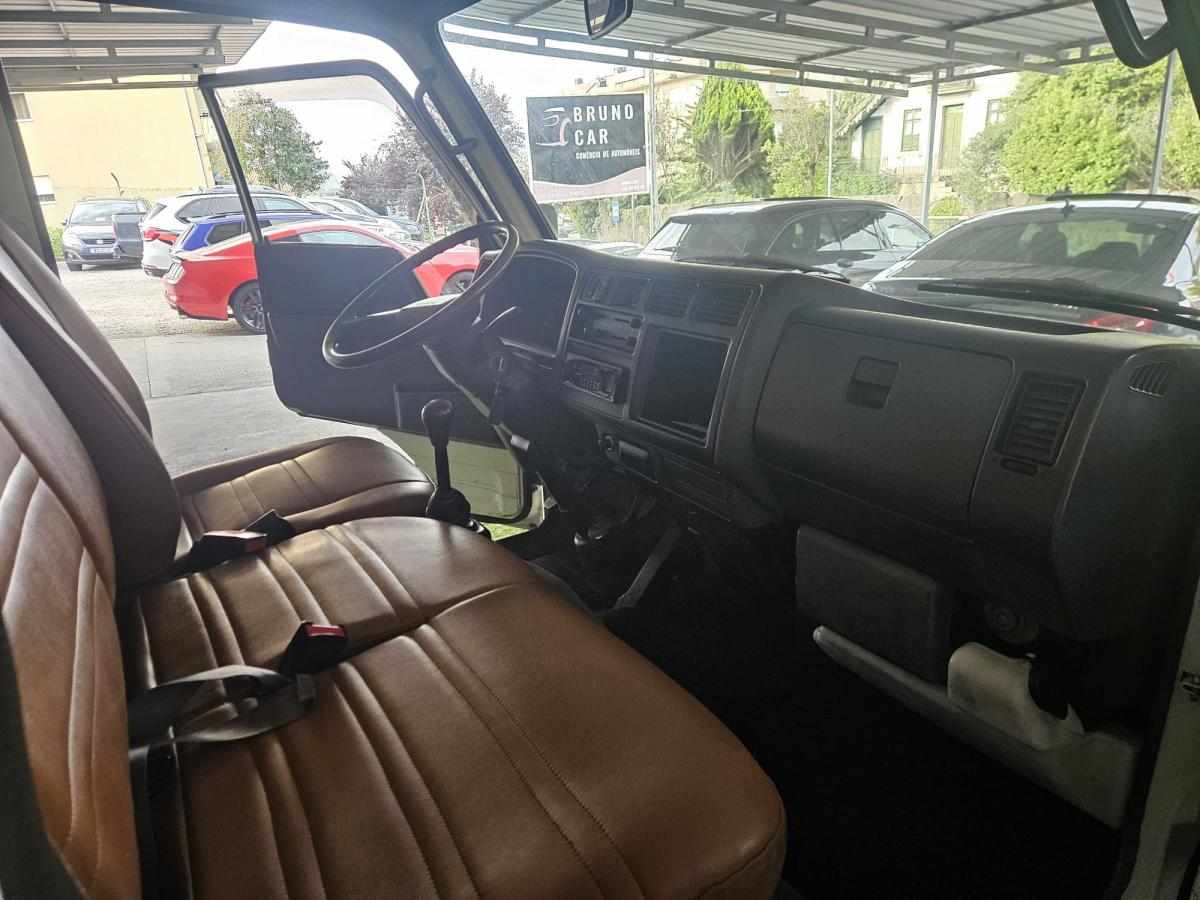 toyota-dyna-3-0-88cv-2001-diesel-2986cc