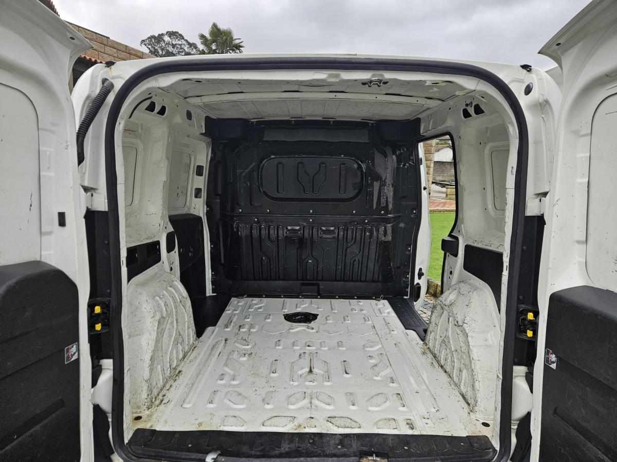 opel-combo-1-6-105cv-2017-diesel-1598cc