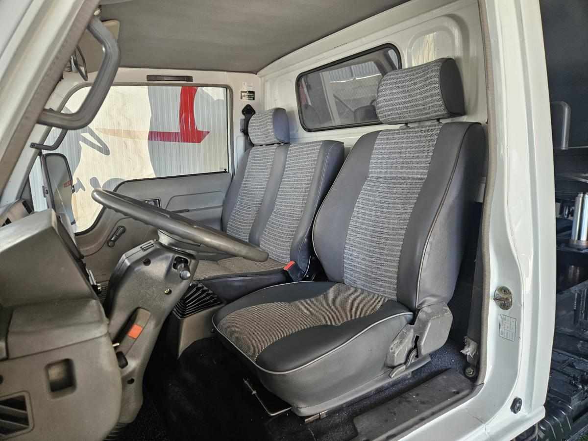 mitsubishi-canter-3-3-84cv-1996-diesel-3298cc