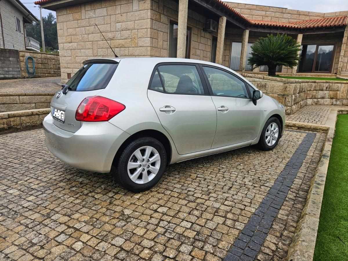 toyota-auris-1-4-d-4d-2009-diesel-1364cc