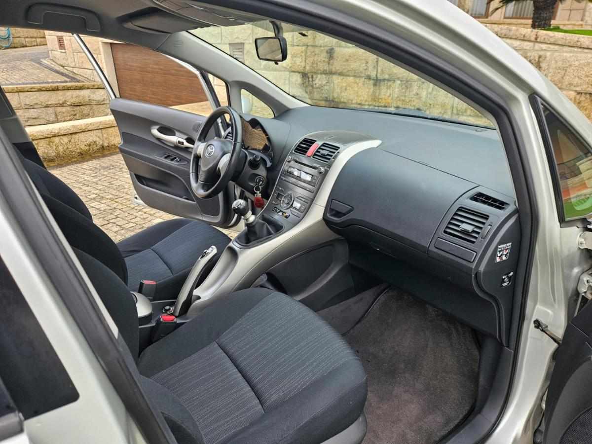 toyota-auris-1-4-d-4d-2009-diesel-1364cc