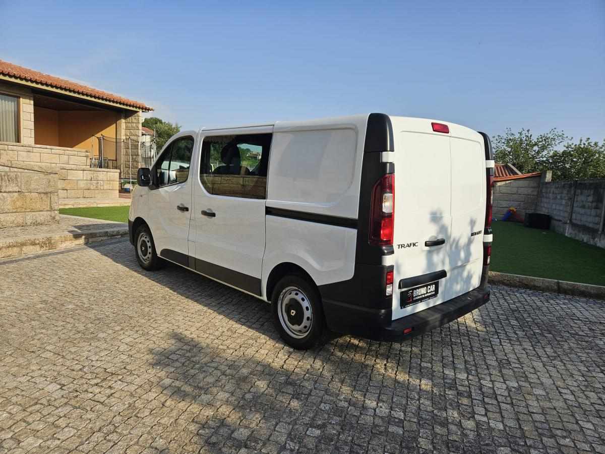 renault-trafic-1-6-dci-2019-diesel-1598cc