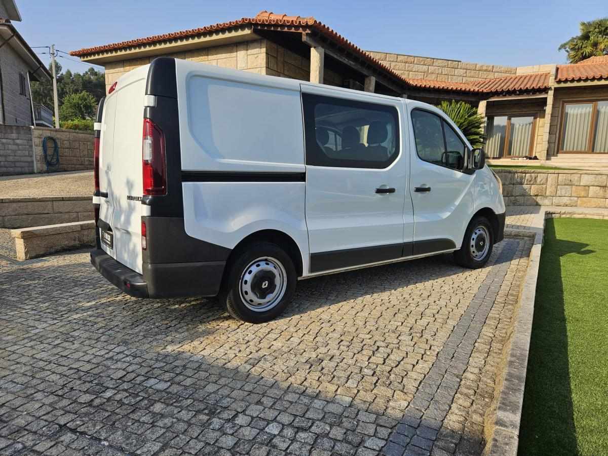 renault-trafic-1-6-dci-2019-diesel-1598cc